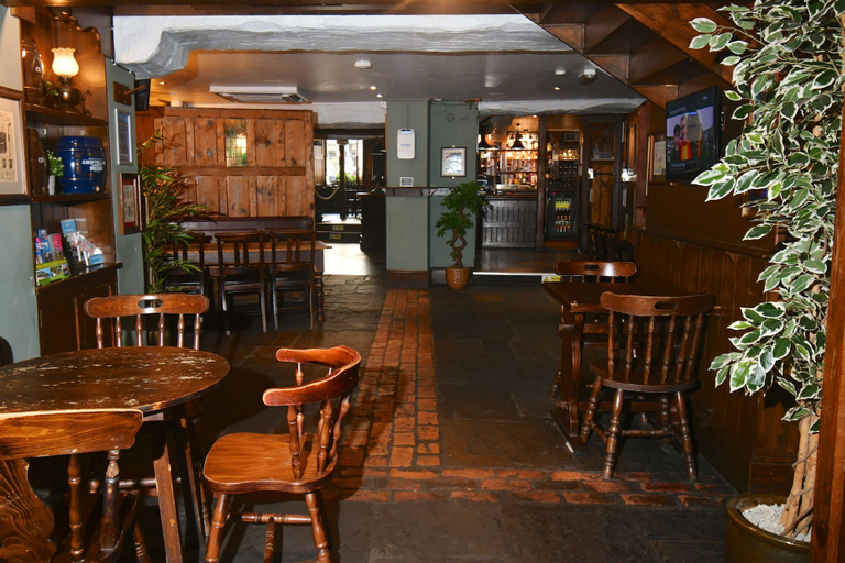 Food & Drinks 4, Tenby House, Pembrokeshire