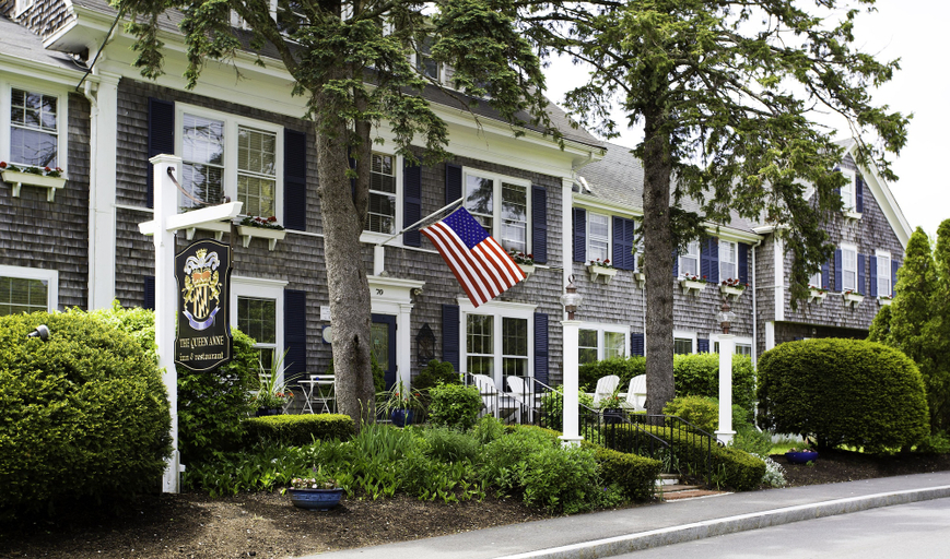 Exterior & Views 2, Queen Anne Inn, Barnstable