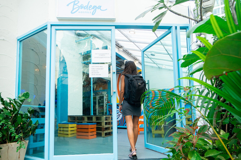 Exterior & Views, Bodega Party City Center Bangkok - Hostel, Wattana