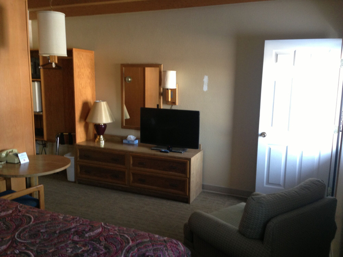 Others 4, Jamestown Motel, Stutsman