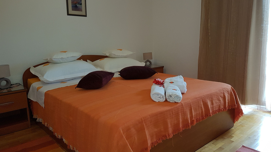 Bedroom 3, Guest House Antonia, Baška Voda