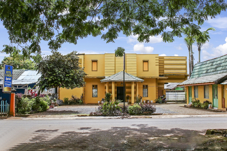 Exterior & Views 1, OYO 90316 Hotel Candri Pelaihari, Tanah Laut