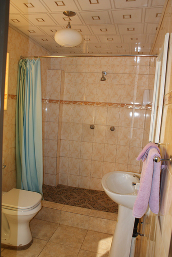 Bathroom, Premier Guest Lodge, Harare