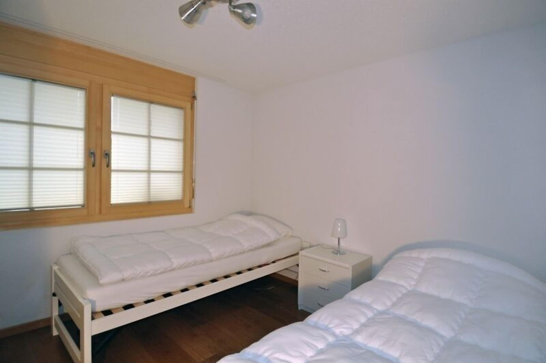 Room 2, Marjo EG, Goms