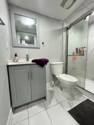 Bathroom 2, Luxury 2 bedroom 2 full baths rooms, Peel