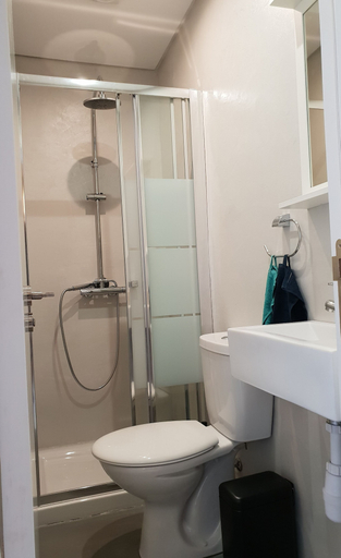 Bathroom 4, NEX Hostel