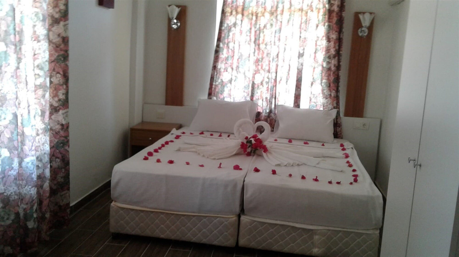 Bedroom 3, Nergos Side Hotel, Manavgat