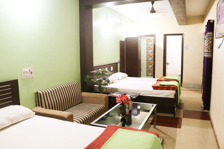Bedroom 2, Hotel Tara Tower, Kodarma