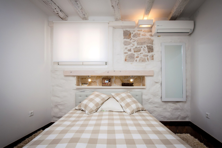 Bedroom 2, Pisinium Studios, Rovinj
