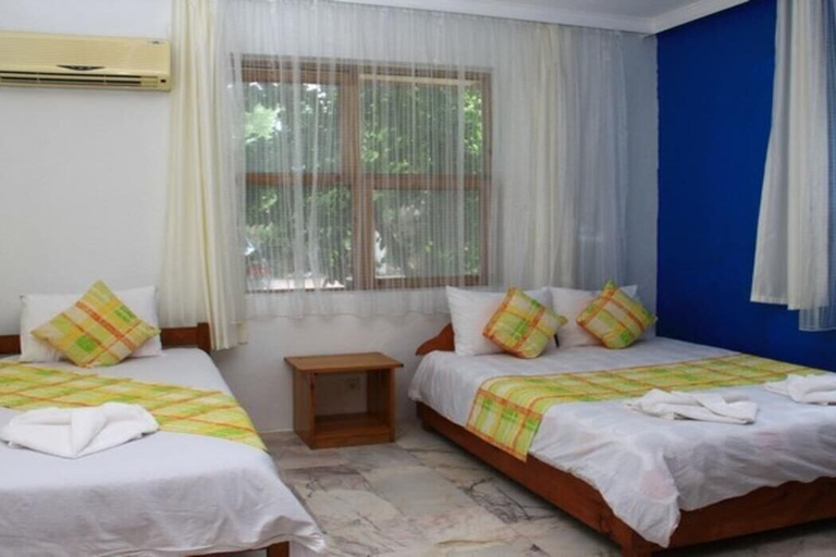 Bedroom 3, Esralina Pansiyon, Kemer