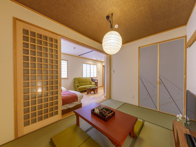 Others 5, Yadoya Fukurou, Taitō