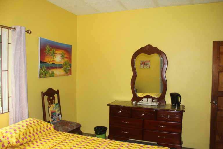 Bedroom 3, ritashomeawayfromhome