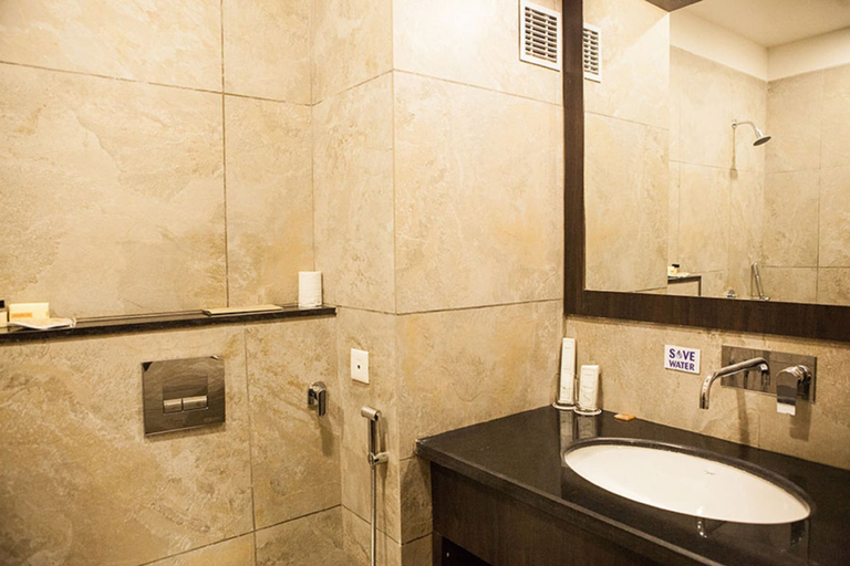Bathroom 4, Hotel RG Inn, Jaipur