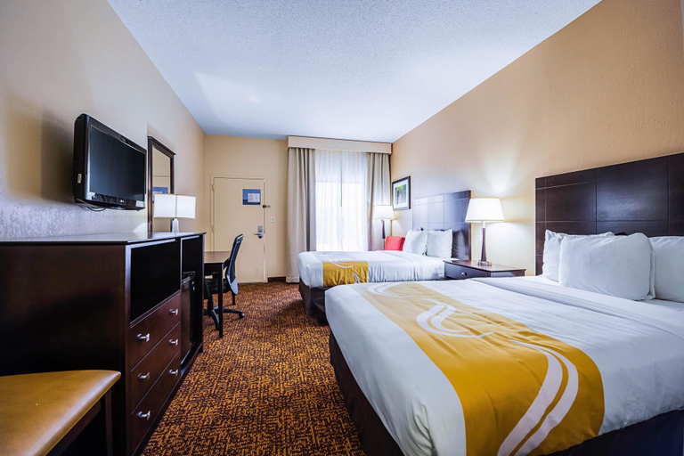 Bedroom 3, Quality Inn & Suites, Dillon