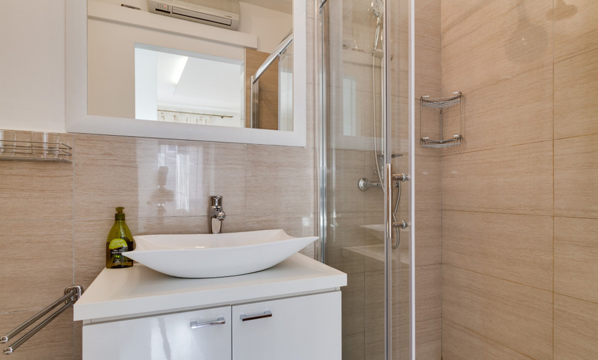 Bathroom 4, Rustic Villa Sanvincenti, Svetvinčenat