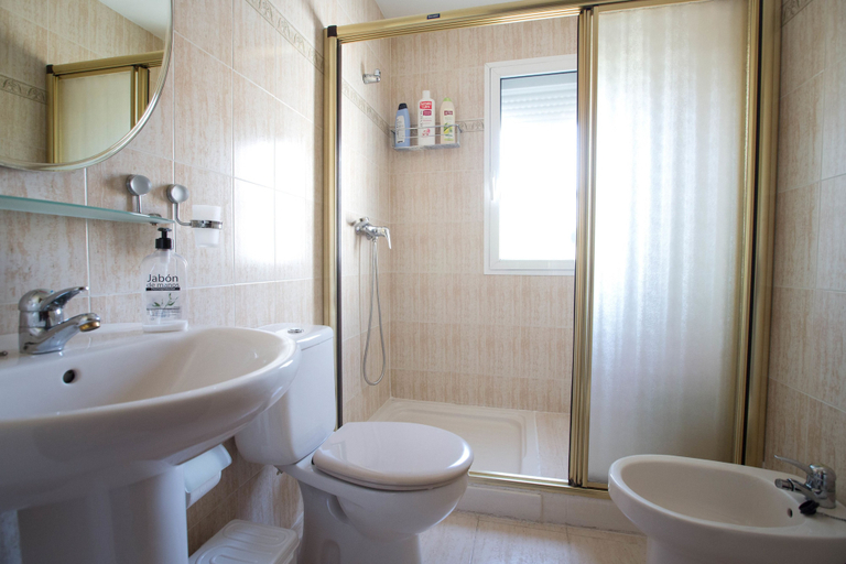 Bathroom, Apartamento Oporto, Cádiz