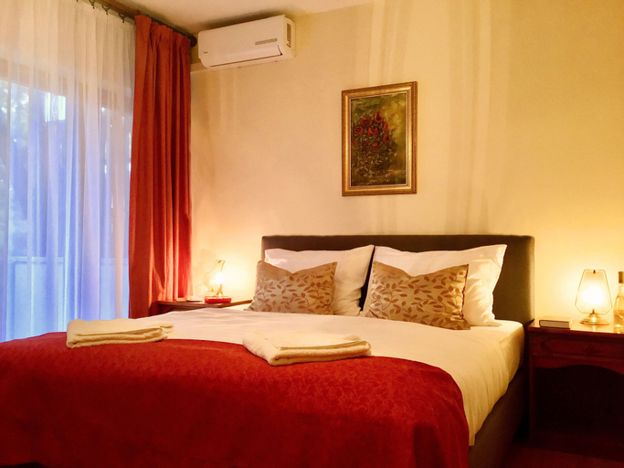 Bedroom 4, Hotel Kentaur, Siófok