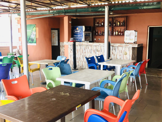 Food & Drinks 5, Nippon Diamond Suites, Amuwo Odofin