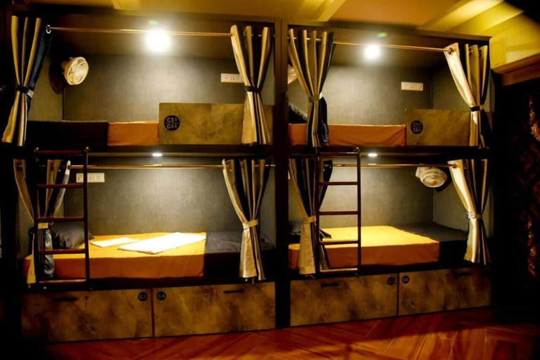 Bedroom 2, Charyana Hotel Ac Dormitory - Hostel, Ahmadabad