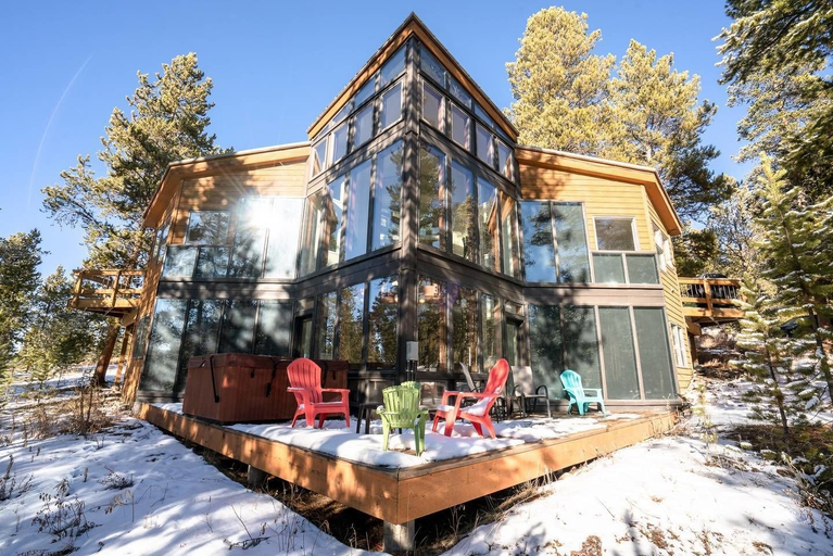 Exterior & Views 2, The Atrium Haven Winter Park Cabin Hot Tub, Grand