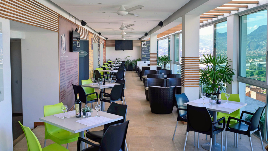 Food & Drinks 5, Affinity ApartaHotel - Extended Stay, Medellín