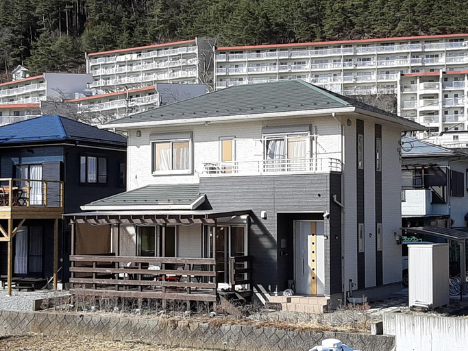 Exterior & Views 2, Fuji Viewest Villa RAKUWA, Fujikawaguchiko