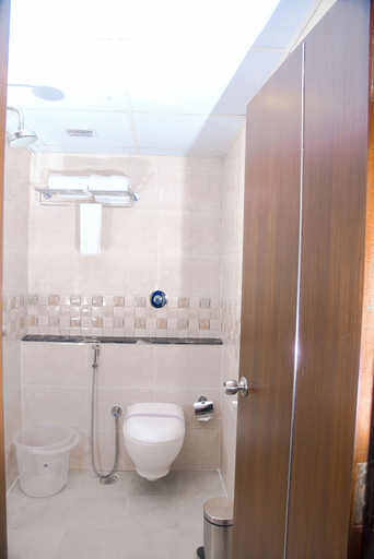 Bathroom 4, Hotel Blue Ocean Residency, Bangalore