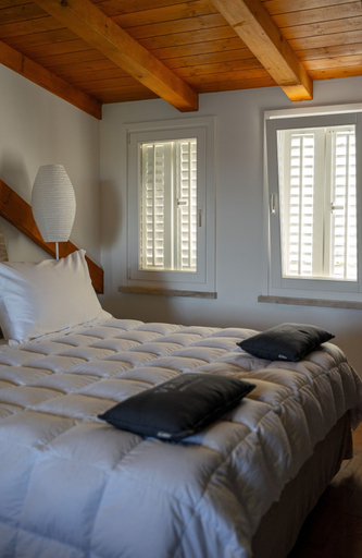 Bedroom 3, Vrnik Arts Club, Lumbarda