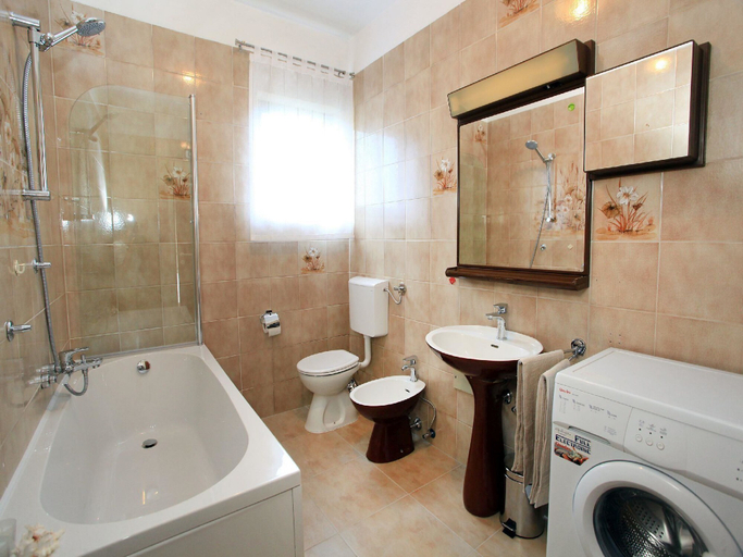 Bathroom, Apartments Biba Banjole / Two Bedrooms A1, Medulin