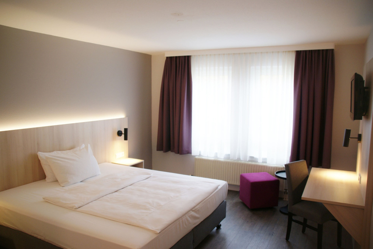 Bedroom 4, Taste Hotel Hockenheim, Rhein-Neckar-Kreis
