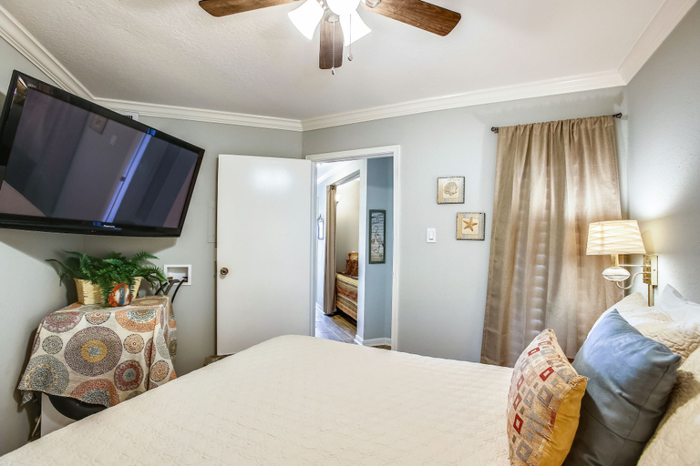 Bedroom 3, Victorian 4304-the Views!, Galveston