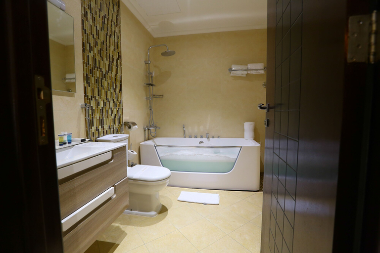 Bathroom 5, Lotaz Hotel Suites - Al Salamah, Jeddah