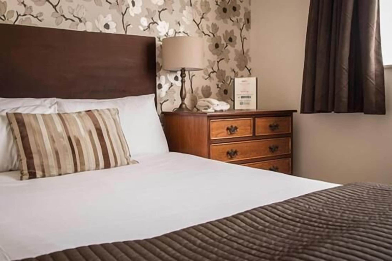 Bedroom 3, Crystal Lodge Hotel, London