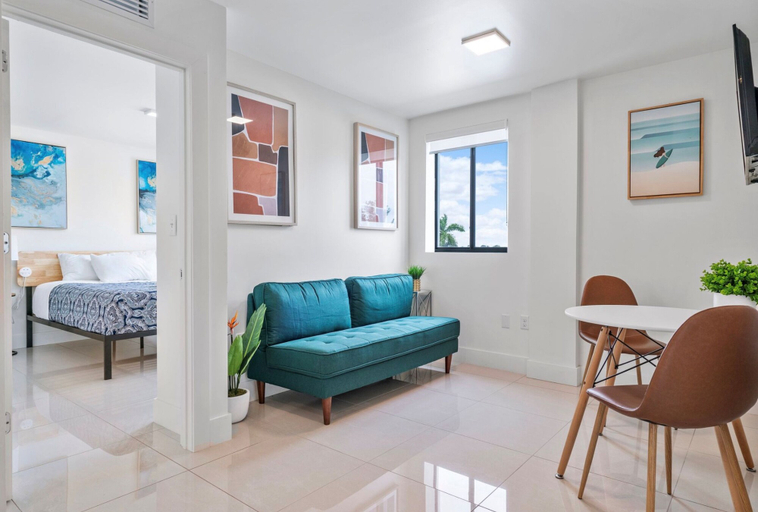 Others 3, Miami Suite 304, Miami-Dade
