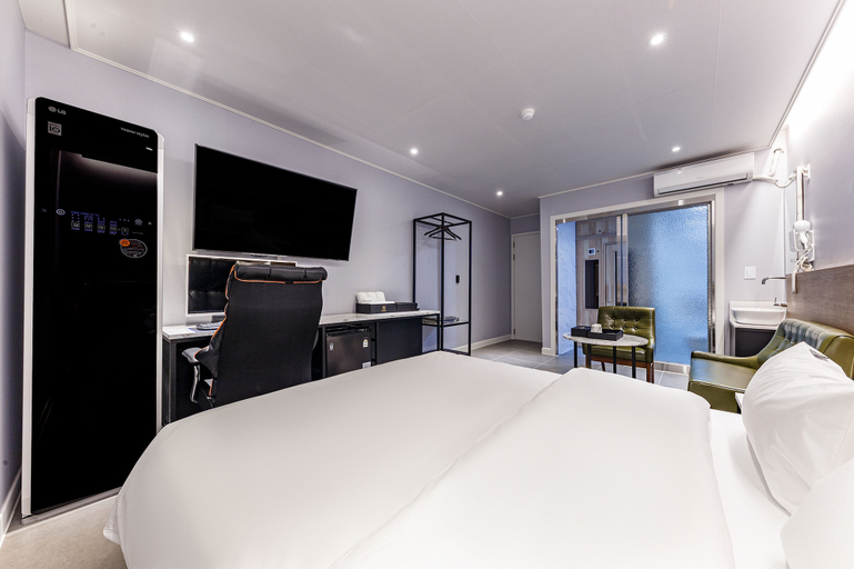 Bedroom 2, Rest Hotel, Cheongwon