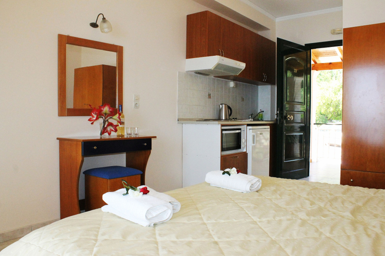 Bedroom 5, Lido Sofia Apartments, Ionian Islands