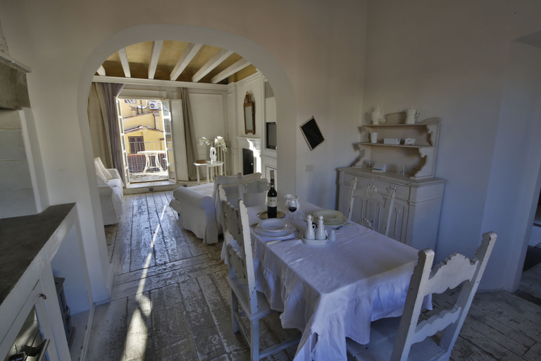 Others 2, White Home by Mmega, Florence