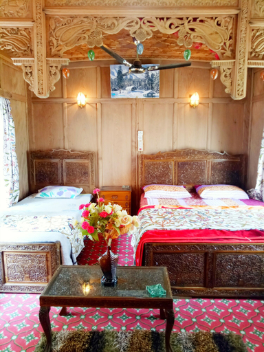 Bedroom 3, New Bul Bul Houseboat Dal Lake, Srinagar