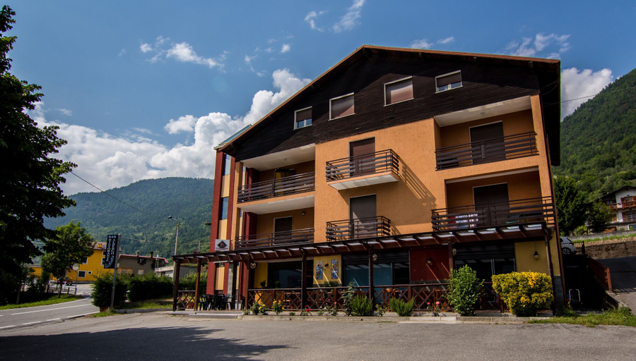 Exterior & Views 2, La Svolta, Sondrio