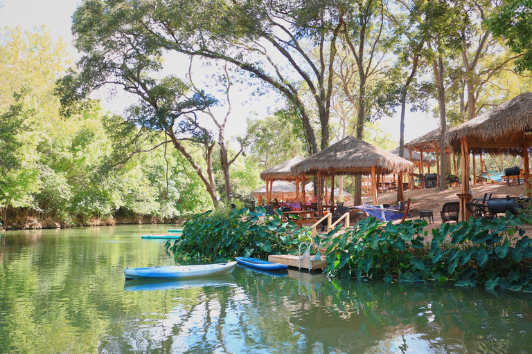 Exterior & Views 2, 17 Son's Rio Cibolo - Birdhouse Cabin, Guadalupe