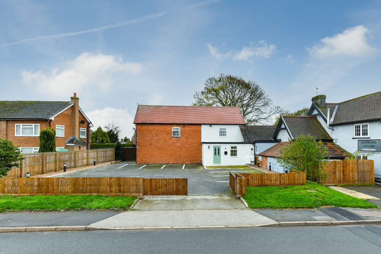 Exterior & Views 2, Rooms at Rolleston, Nottinghamshire