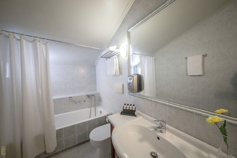 Bathroom 4, Rex Hotel, Peloponnese