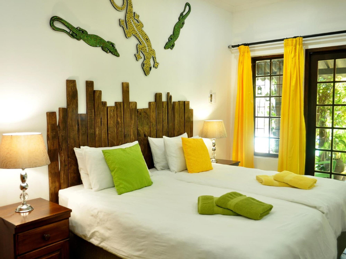 Bedroom 3, Maputaland Guest House, Umkhanyakude