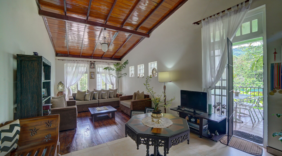 Others 4, Hanthana Holiday Rooms, K.F.G. & G. Korale