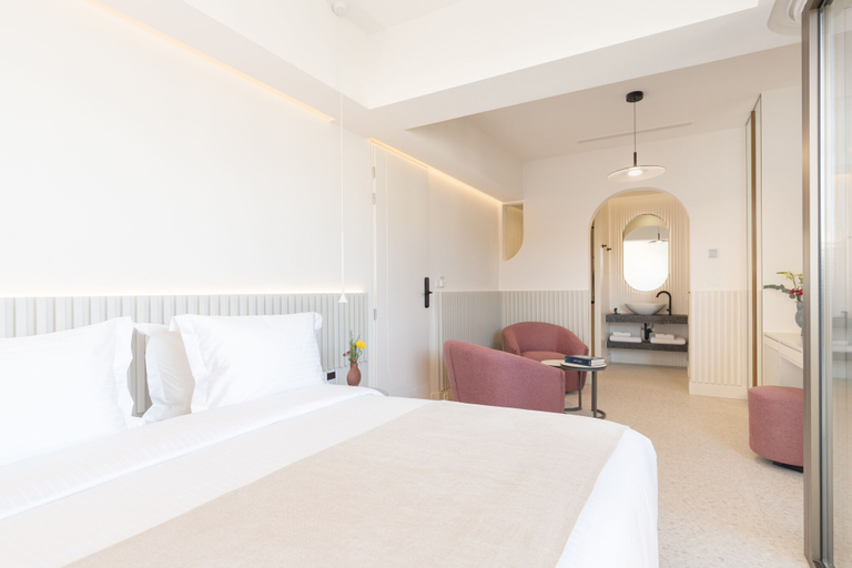 Bedroom 5, Altar Suites, Attica