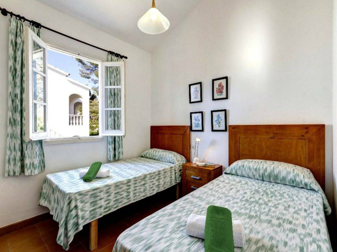 Bedroom 3, 107610 - Apartment in Cala Blanca, Baleares