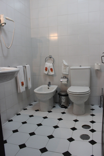 Bathroom 4, Albergaria da Sé, Braga