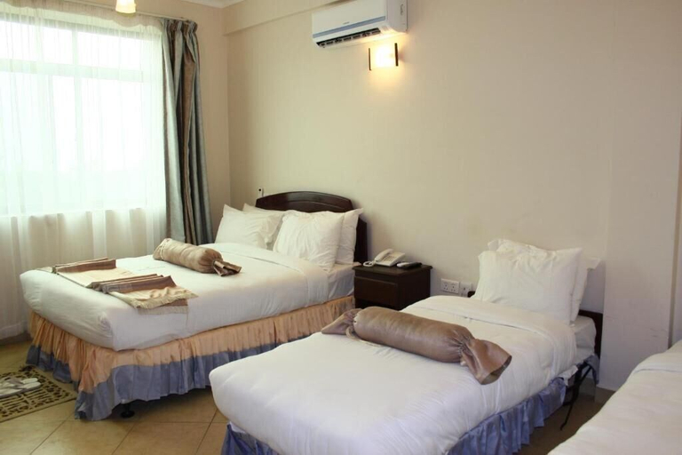 Bedroom 2, Graceland Hotel, Arusha Urban