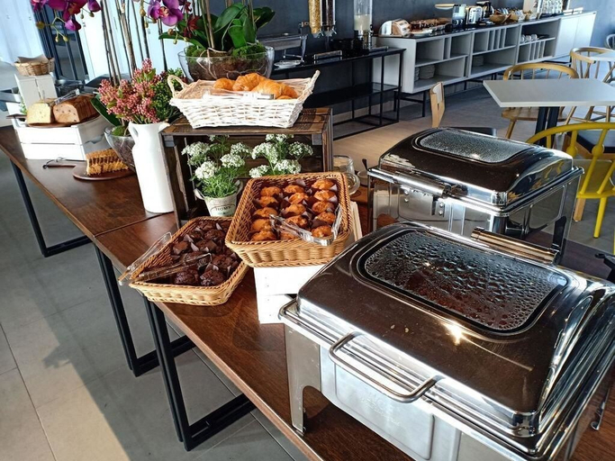 Food & Drinks 5, Expressionz Professional Suites by iHost Homes 2, Kuala Lumpur