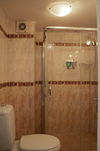 Bathroom 5, Tulip House, Fatih
